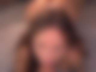 Bllowjoyy's Live Sex Cam Show