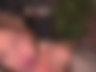 Bllowjoyy's Live Sex Cam Show