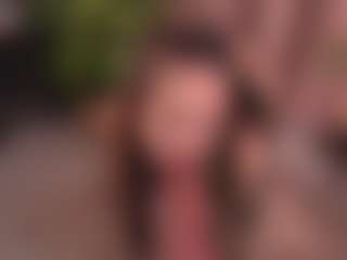 Bllowjoyy's Live Sex Cam Show