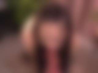 Bllowjoyy's Live Sex Cam Show