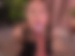 Bllowjoyy's Live Sex Cam Show
