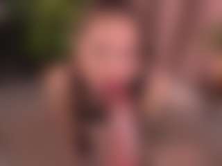 Bllowjoyy's Live Sex Cam Show