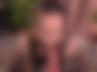 Bllowjoyy's Live Sex Cam Show