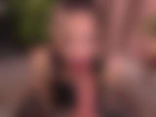 Bllowjoyy's Live Sex Cam Show
