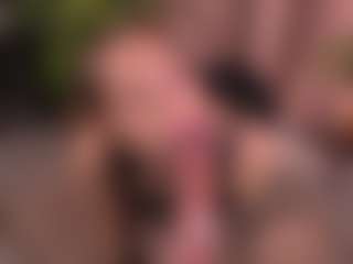 Bllowjoyy's Live Sex Cam Show