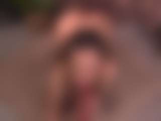 Bllowjoyy's Live Sex Cam Show