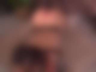 Bllowjoyy's Live Sex Cam Show