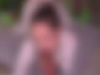 Bllowjoyy's Live Sex Cam Show