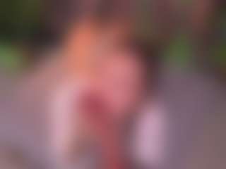 Bllowjoyy's Live Sex Cam Show