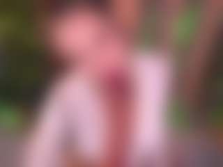 Bllowjoyy's Live Sex Cam Show