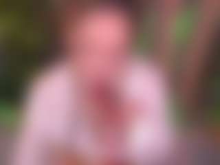 Bllowjoyy's Live Sex Cam Show