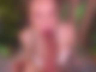 Bllowjoyy's Live Sex Cam Show