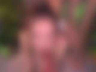 Bllowjoyy's Live Sex Cam Show