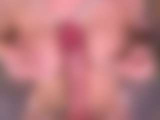 Bllowjoyy's Live Sex Cam Show
