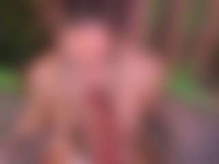 Bllowjoyy's Live Sex Cam Show