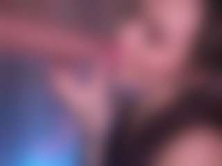 Bllowjoyy's Live Sex Cam Show