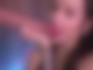 Bllowjoyy's Live Sex Cam Show