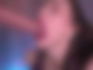 Bllowjoyy's Live Sex Cam Show