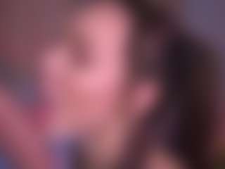 Bllowjoyy's Live Sex Cam Show