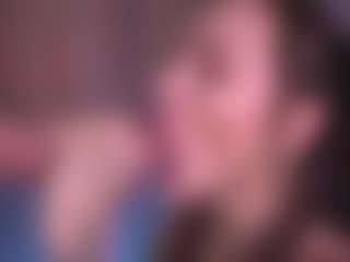 Bllowjoyy's Live Sex Cam Show