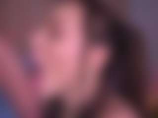 Bllowjoyy's Live Sex Cam Show