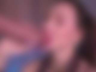 Bllowjoyy's Live Sex Cam Show