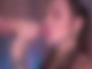 Bllowjoyy's Live Sex Cam Show