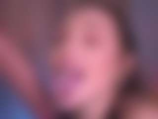 Bllowjoyy's Live Sex Cam Show