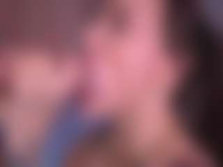 Bllowjoyy's Live Sex Cam Show