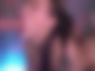 Bllowjoyy's Live Sex Cam Show