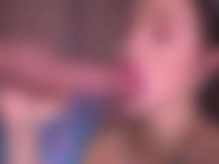 Bllowjoyy's Live Sex Cam Show