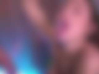 Bllowjoyy's Live Sex Cam Show