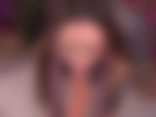 Bllowjoyy's Live Sex Cam Show