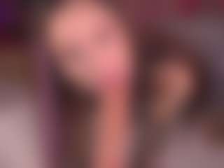 Bllowjoyy's Live Sex Cam Show