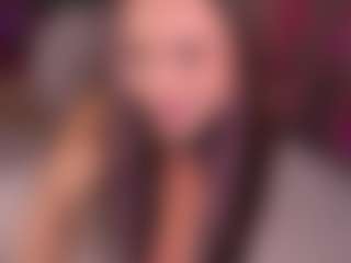 Bllowjoyy's Live Sex Cam Show