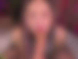 Bllowjoyy's Live Sex Cam Show