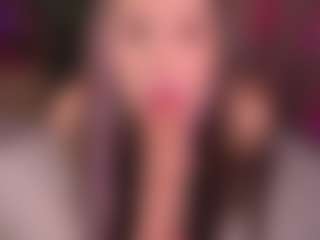 Bllowjoyy's Live Sex Cam Show