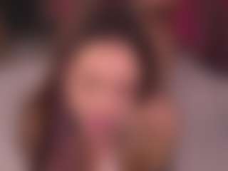 Bllowjoyy's Live Sex Cam Show