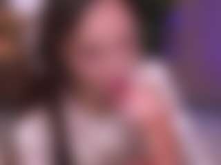 Bllowjoyy's Live Sex Cam Show