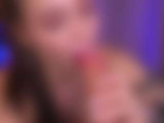 Bllowjoyy's Live Sex Cam Show