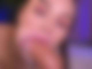 Bllowjoyy's Live Sex Cam Show