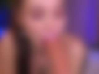 Bllowjoyy's Live Sex Cam Show