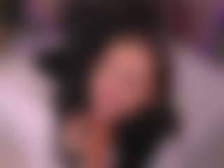 Bllowjoyy's Live Sex Cam Show