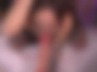 Bllowjoyy's Live Sex Cam Show