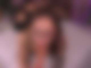 Bllowjoyy's Live Sex Cam Show