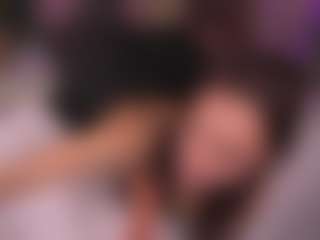 Bllowjoyy's Live Sex Cam Show