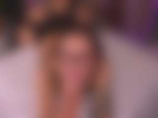 Bllowjoyy's Live Sex Cam Show