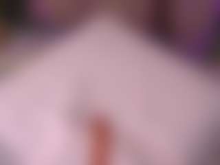 Bllowjoyy's Live Sex Cam Show