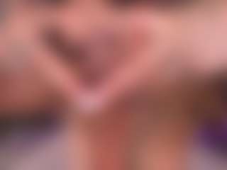Bllowjoyy's Live Sex Cam Show