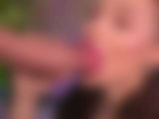 Bllowjoyy's Live Sex Cam Show